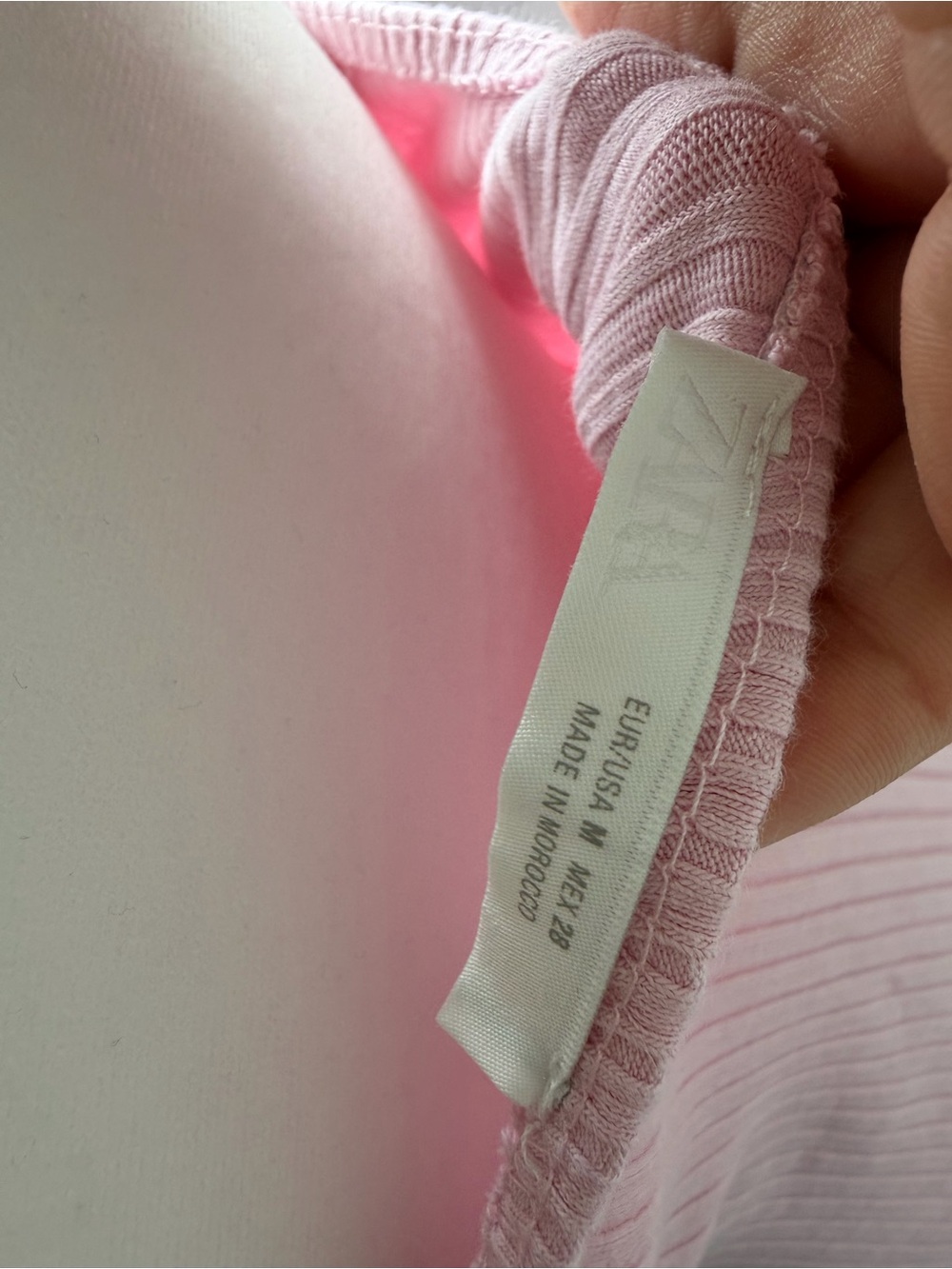 Zara Pink Ribbed Asymmetric Halter Tank - Picture 4 of 5